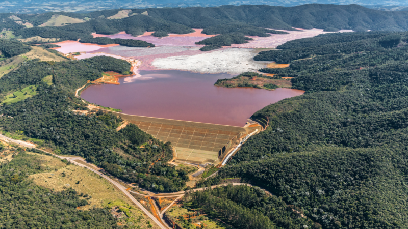 Após desastres, grandes mineradoras revelam dados sobre barragens e planos de ação